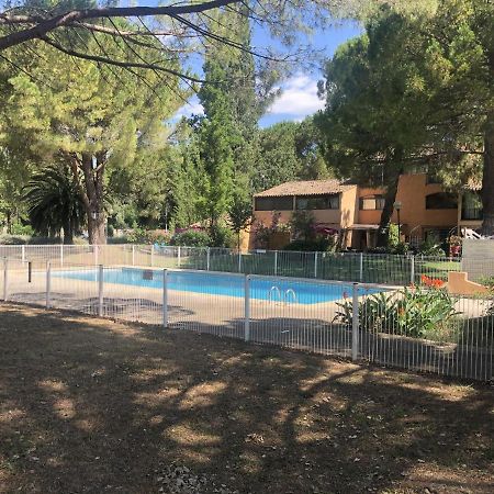 ארל Appartement 238 Village Les Salicornes מראה חיצוני תמונה